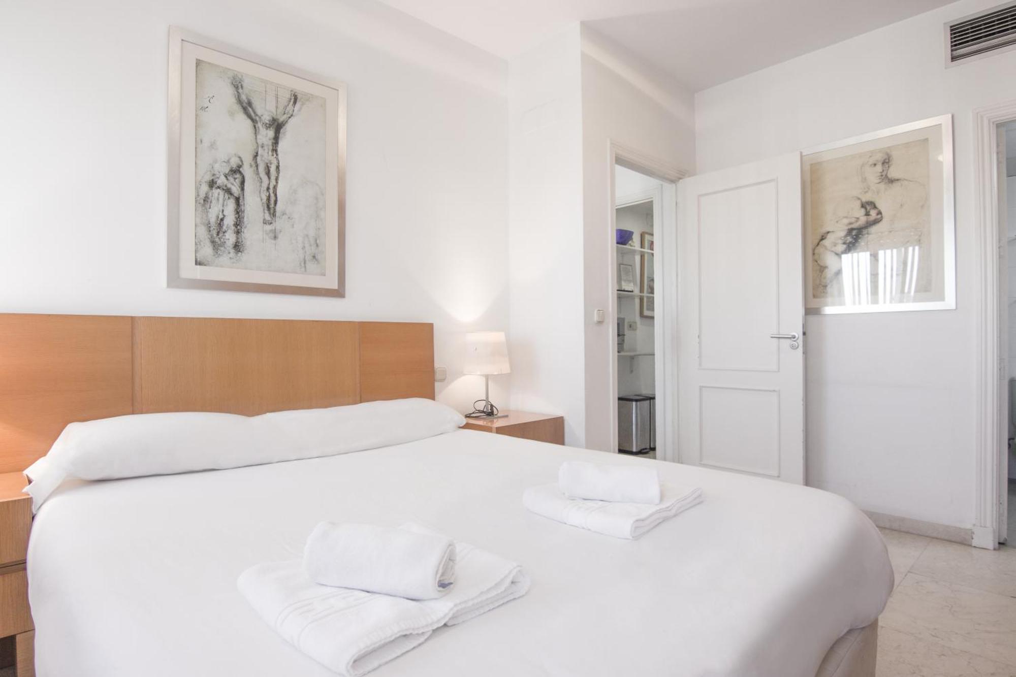 RentalSevilla Confortable apartamento cerca del Barrio de Santa Cruz Esterno foto